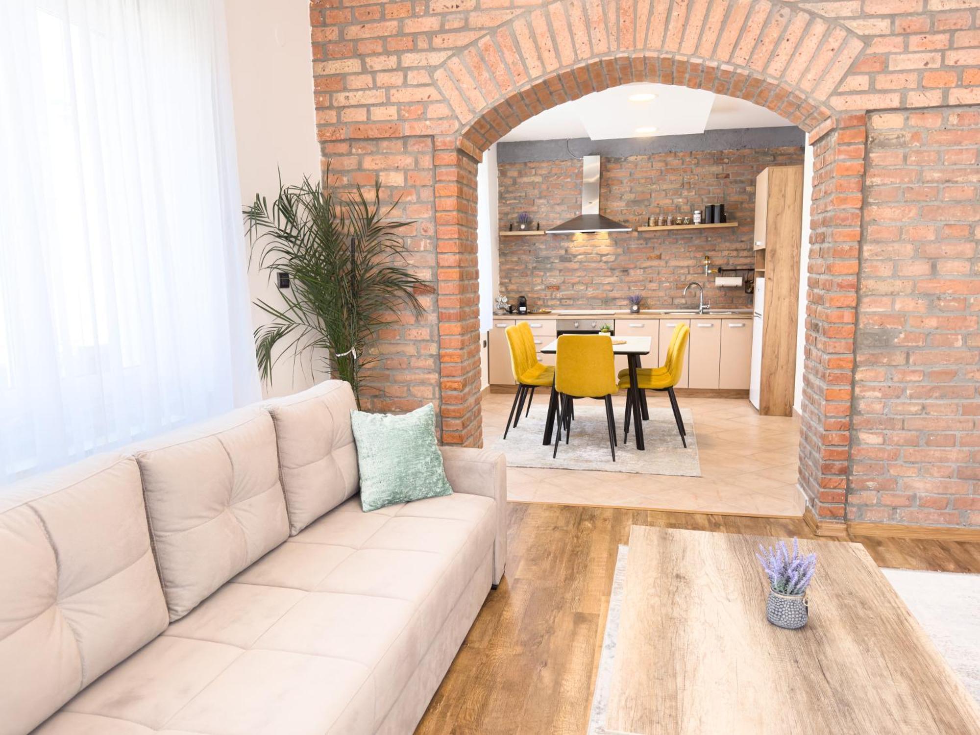Luxurious And Cosy Brick Apartment - Free Private Parking Сараево Экстерьер фото